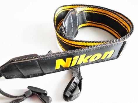 Nikon-Strap-1